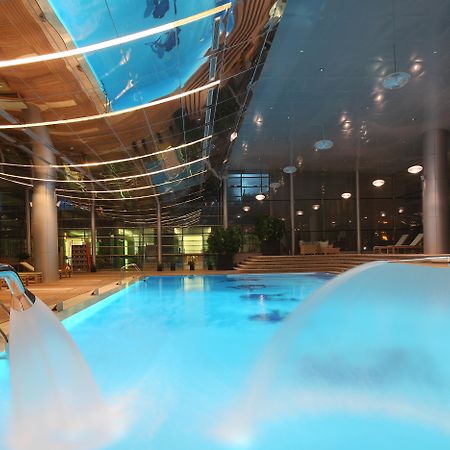 La Cigale Hotel Managed By Accor Доха Зручності фото The swimming pool