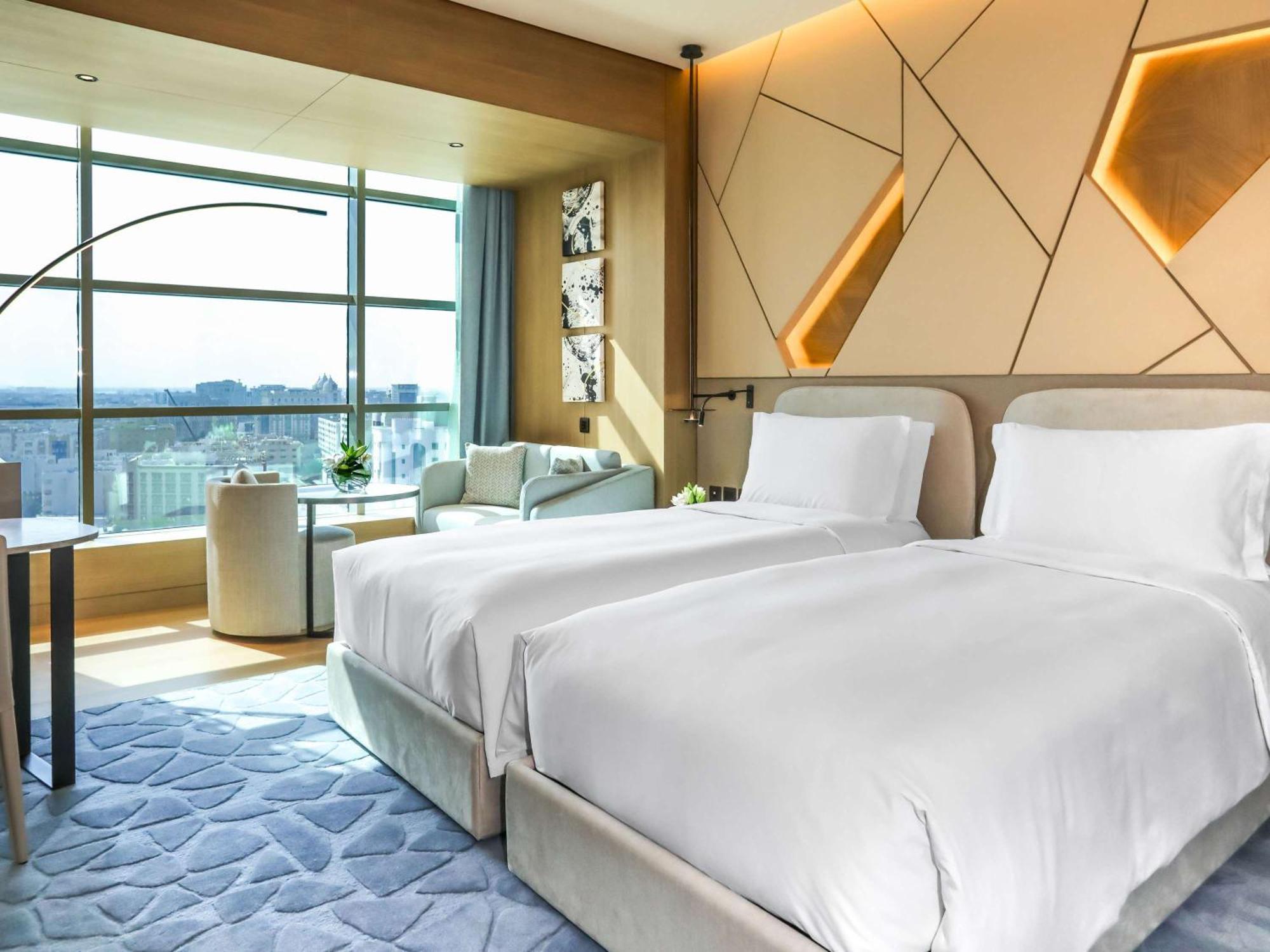 La Cigale Hotel Managed By Accor Доха Екстер'єр фото Deluxe Room